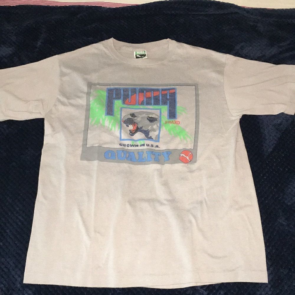 Vintage 1982 Puma Made in USA Worn Pilled Rare graphic T shirt retro Gray